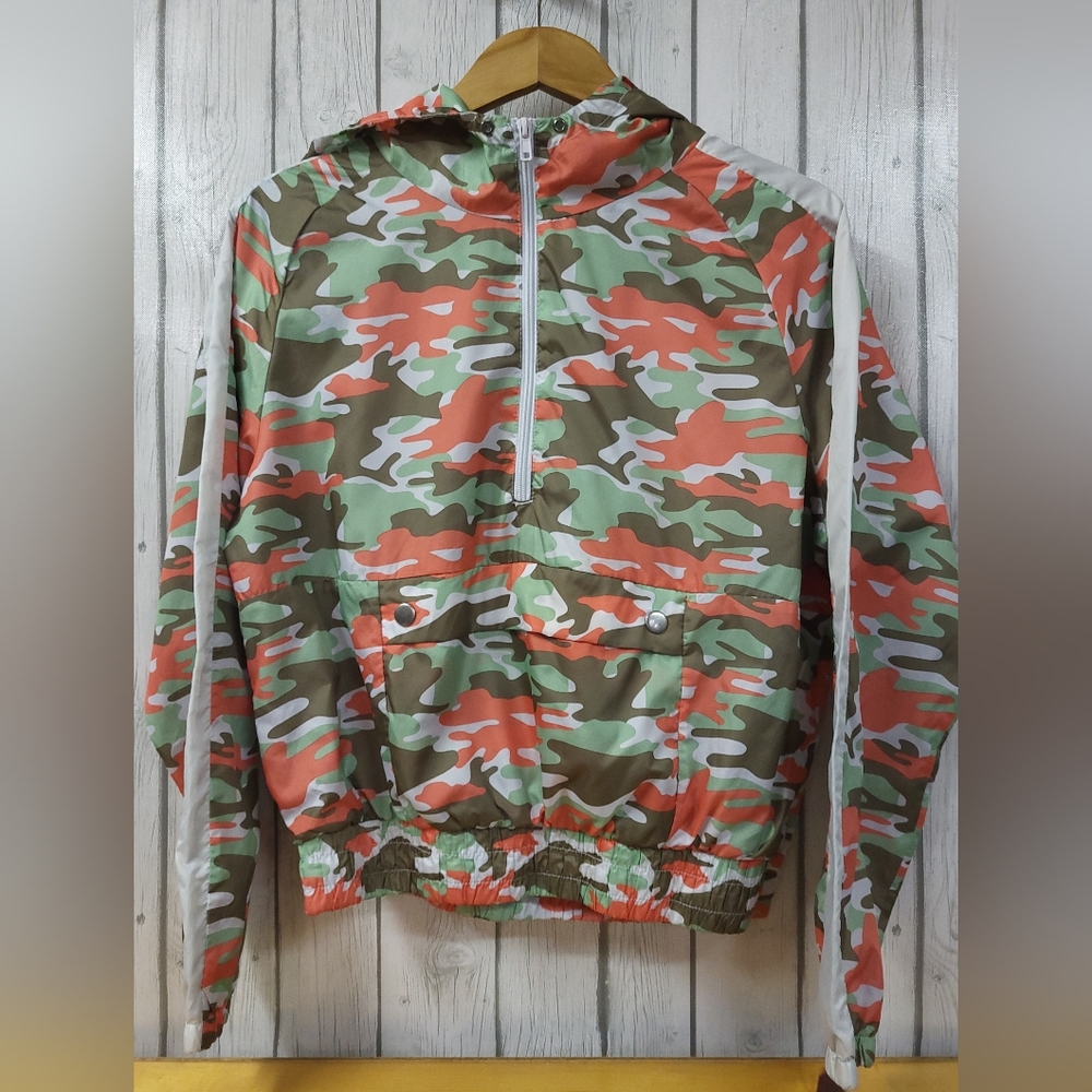 Say What? Vintage half zip hooded pullover. Size L